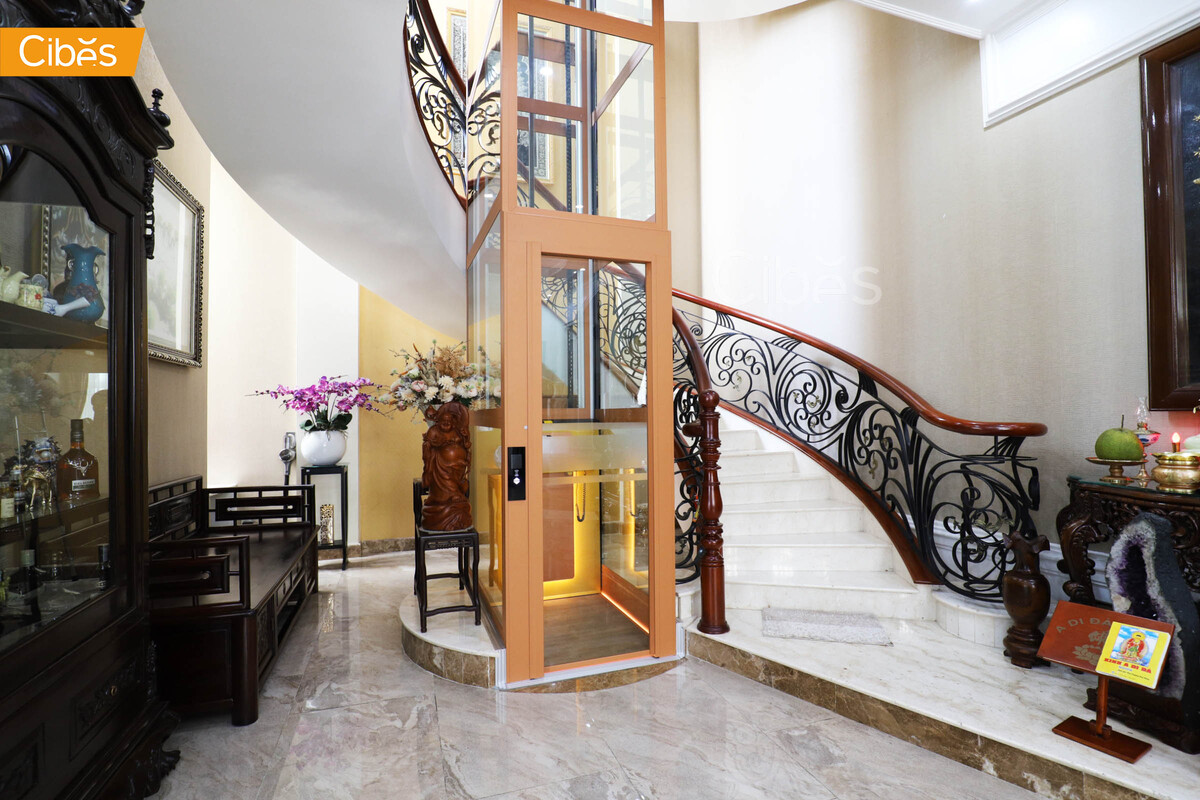 thang máy trục vít